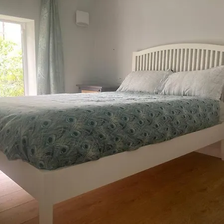 Bijou Mews In The Victorian Q Корк